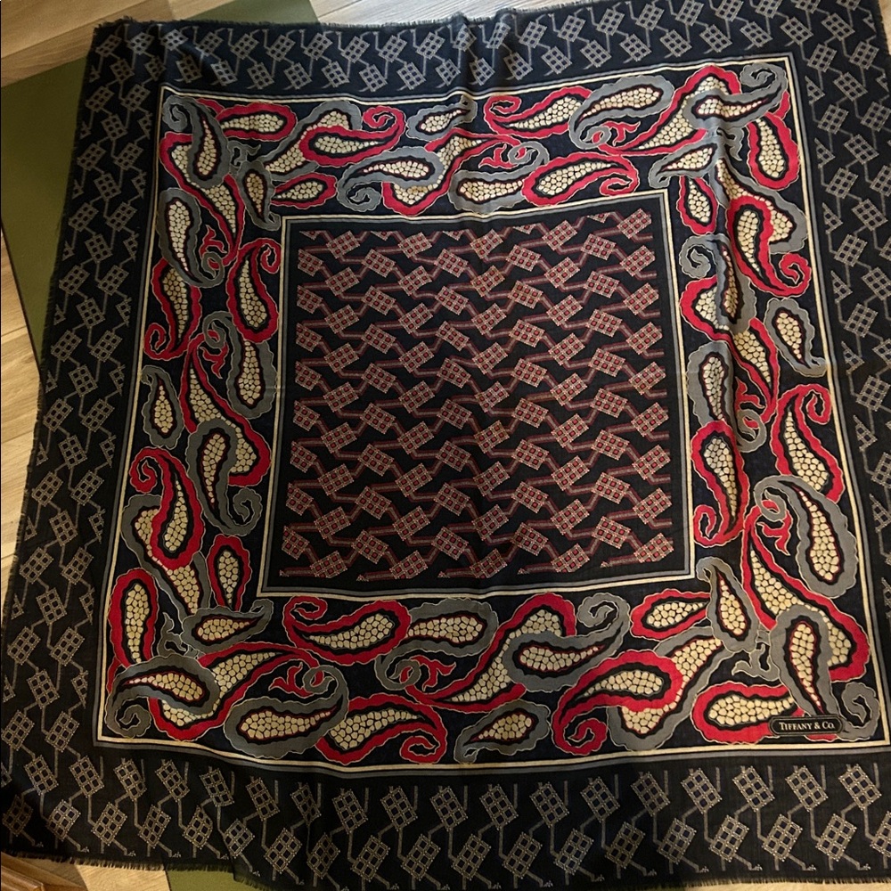 Tiffany & Co. Elegant Blue and Gold Scarf